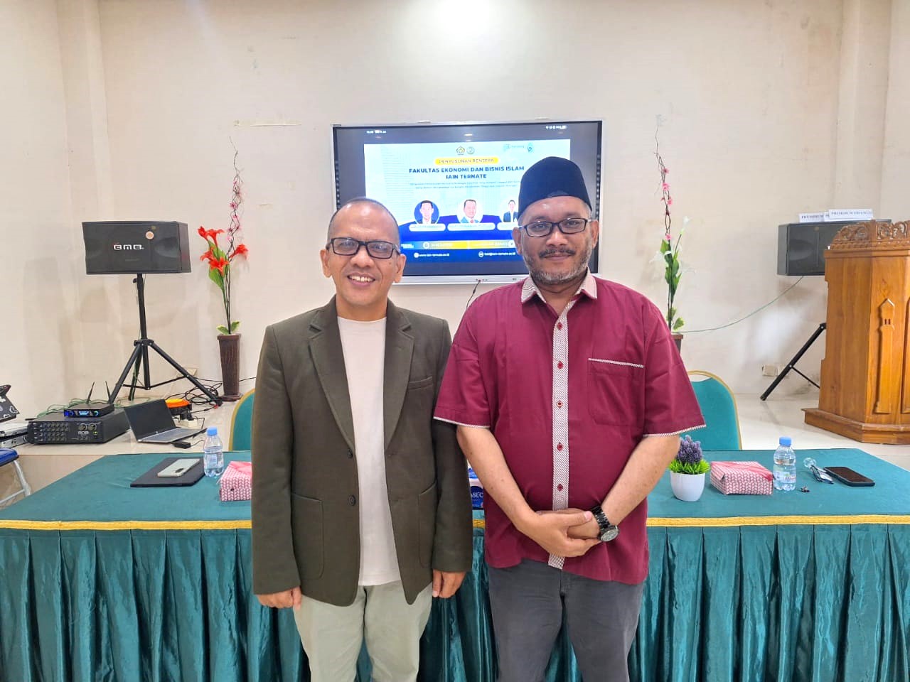 Hadiri kegiatan Penyusunan Renstra FEBI IAIN Ternate, Begini Harapan Branch Manager Bank Muamalat KC Ternate Akbar Sulaiman